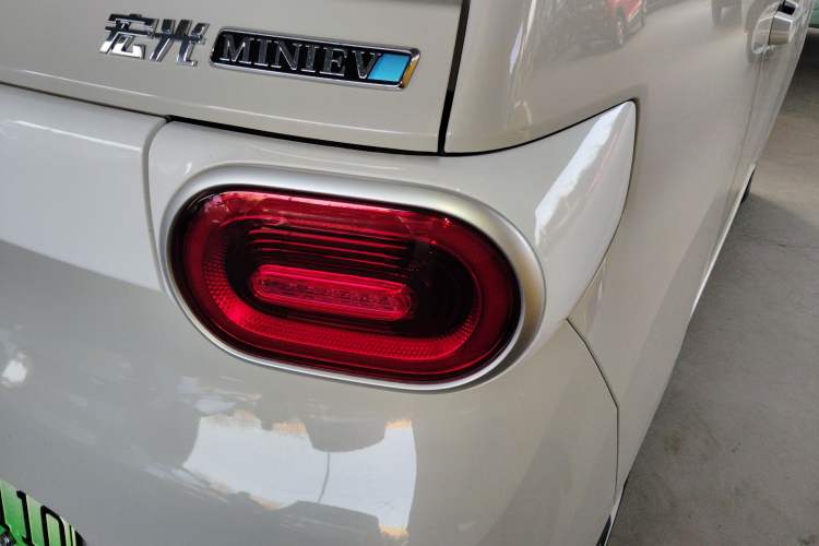 Used Wuling Hongguang MINIEV 2024 3rd Generation 215km Youth Edition