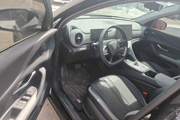 Used BYD Sealion 05 DM-i 2025 DM-i 115KM Prestige Model Driver Seat