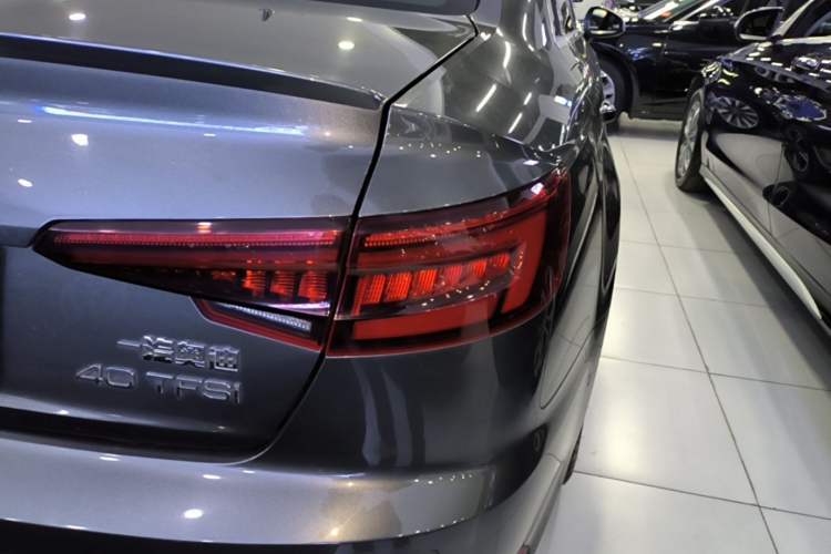Used Audi A4L 2019 40 TFSI Sporty Version China V