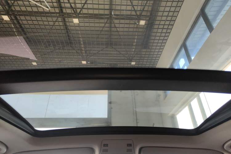 Used BMW X1 2014 sDrive18i Leading Model
