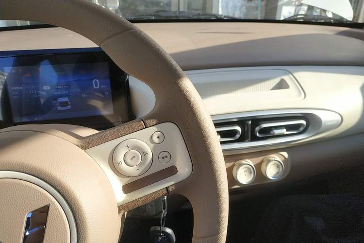 Used Wuling Hongguang MINIEV 2025 Four-Door Version Advanced Edition