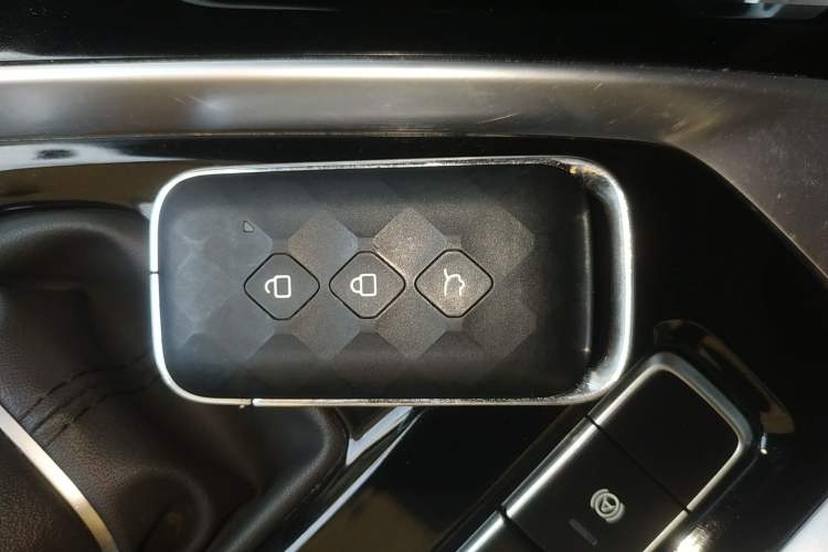 Used Wuling Asta 2022 2.0L DHT Electric Power Version