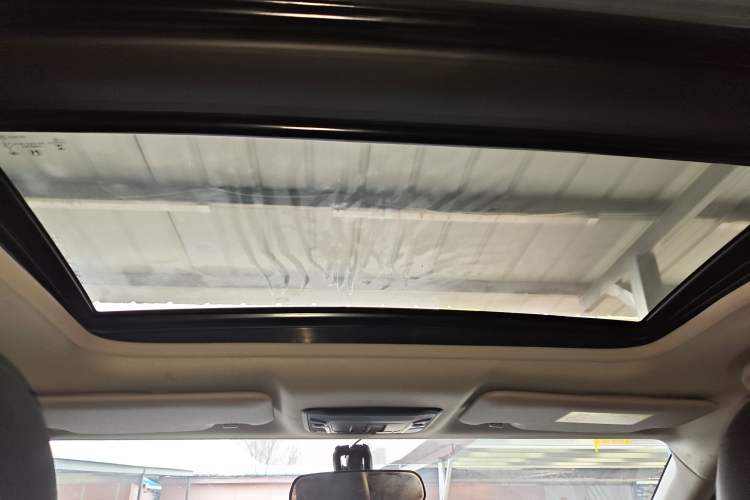 Used Honda Vezel 2020 1.5L CVT Elite Edition
