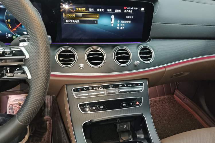 Used Mercedes-Benz E-Class New Energy 2023 E 350 e L Plug-in Hybrid Sports Sedan
