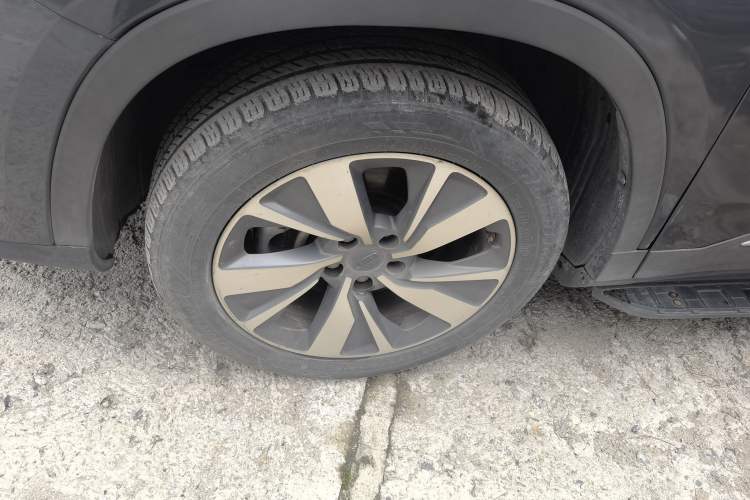 Used Geely Auto Haoyue 2020 1.8TD DCT Flagship 5-Seater Exterior 4