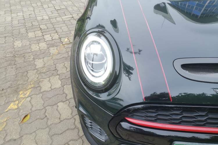 Used MINI JCW 2018 2.0T JOHN COOPER WORKS ALL-IN Right Front Headlight