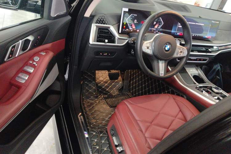 Used BMW X5 2023 xDrive 30Li Luxury M Sport Night Edition Package