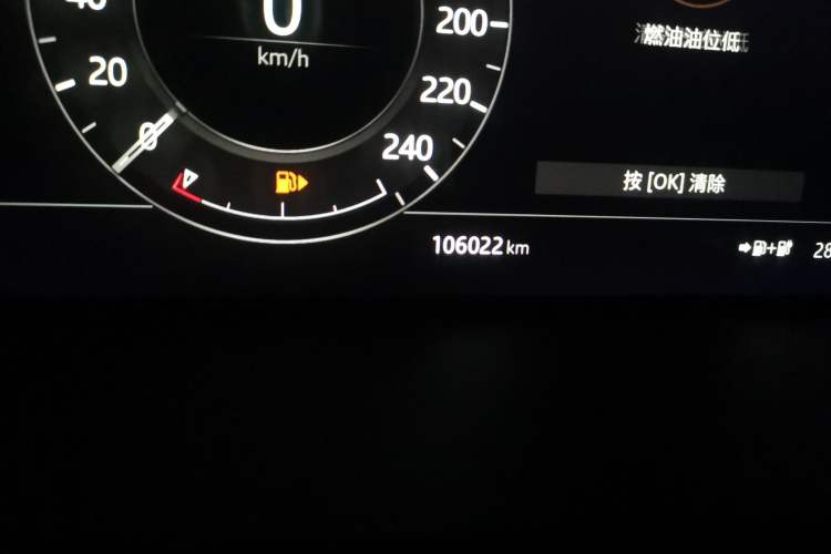 Used Land Rover Range SportNew Energy 2018 P400e Odometer Close Up