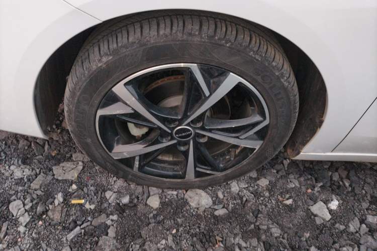 Used Roewe i5 2023 1.5L CVT Luxury Edition
