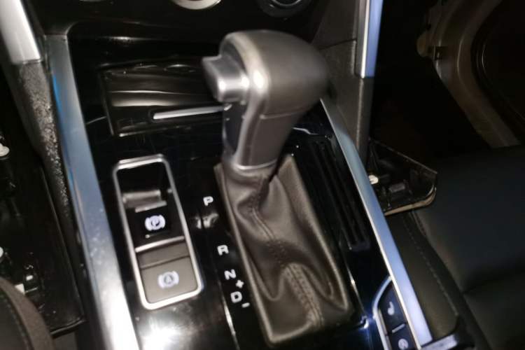 Used Haval H7 2016 Blue-Label H7 2.0T Automatic Luxury Model