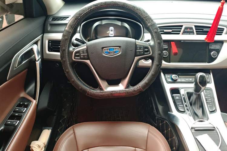 Used Geely Auto Emgrand X7 Sport 2016 1.8TD Automatic ZhiZun Version
