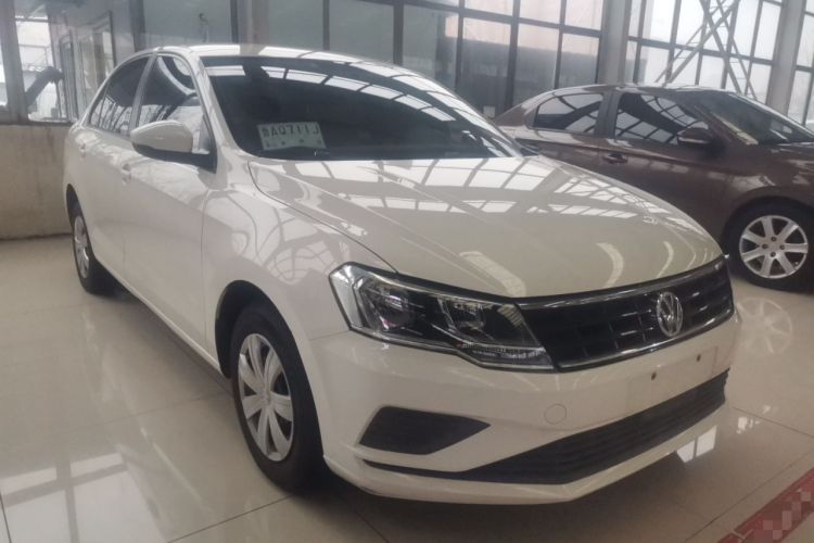 Used Volkswagen Jetta 2017 1.5L Manual Fashion Edition