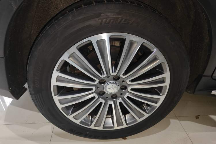 Used Mercedes-Benz GLC 2017 GLC 260 4MATIC Dynamic Edition Right Rear Wheel Hub