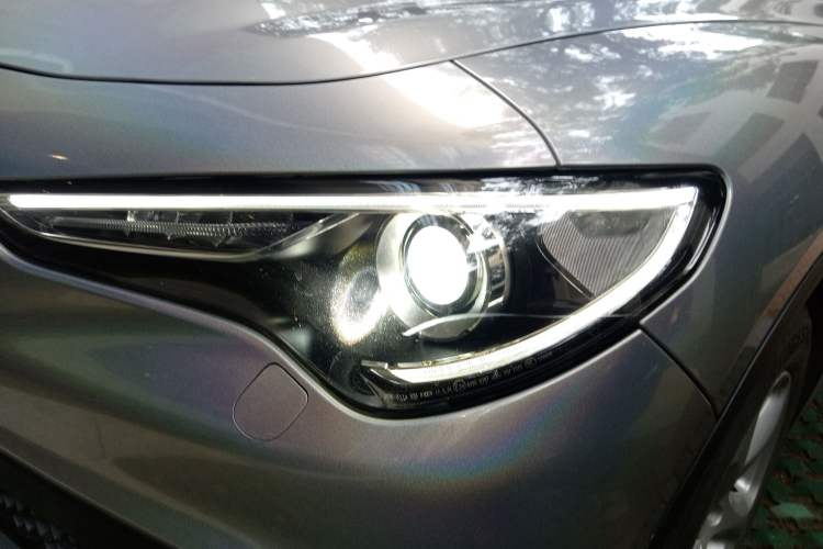 Used Alfa Romeo Stelvio 2017 2.0T 200HP Elite Edition