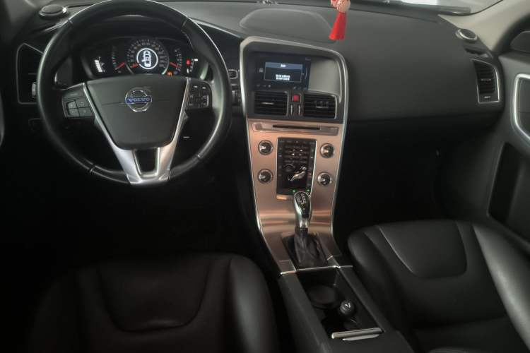 Used Volvo XC60 2015 T5 Smart Upgrade Model