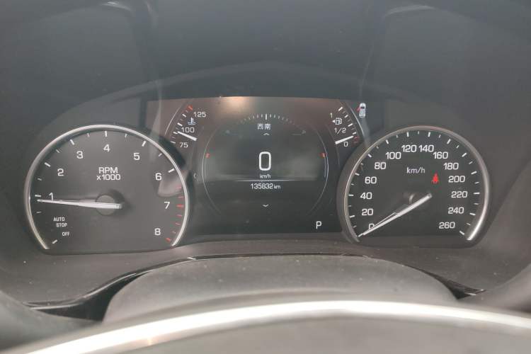 Used Cadillac XT5 2018 25T Luxury Model
