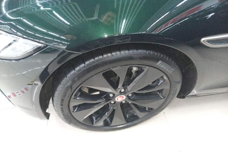 Used Jaguar XFL 2024 2.0T P250 Two-Wheel Drive Prestige Luxury Edition
