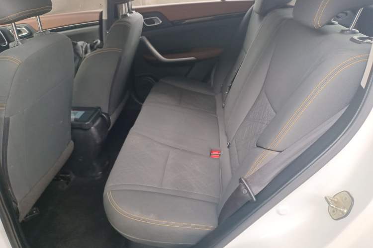 Used Dongfeng Aeolus AX4 2017 1.6L Manual Comfort Model