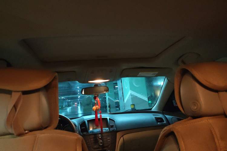 Used Buick Regal 2012 2.0L Comfort Edition Headliner