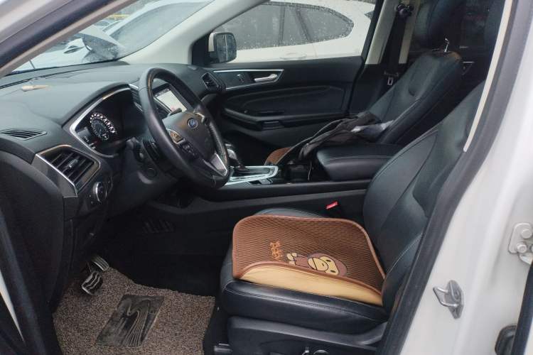 Used Ford Edge 2016 EcoBoost 245 Four-Wheel Drive Titanium 7-Seater Left Front Seat