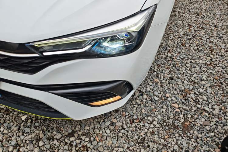 Used Roewe i5 2021 Revised Version 1.5L CVT Diamond Edition
