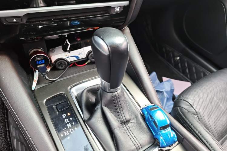 Used Mazda Atenza 2017 2.0L Blue Sky Luxury Edition Gear Lever