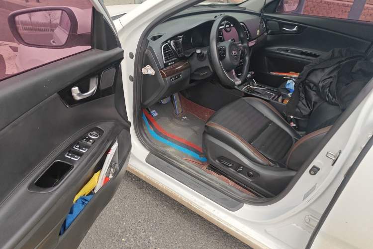 Used Kia K3 (Kai Shen) 2017 1.8L Automatic GLS Driver Seat