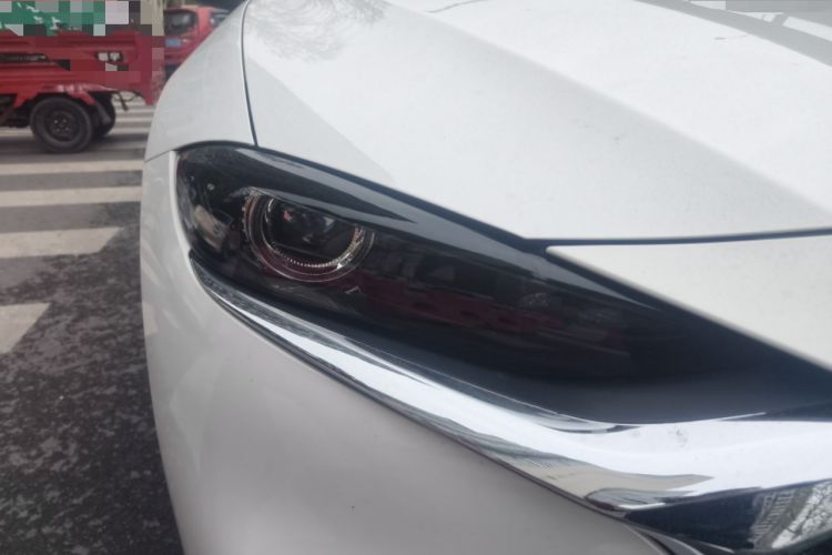 Used Mazda CX-4 2021 2.0L Automatic Two-Wheel Drive Blue Sky Dynamic Edition Right Front Headlight