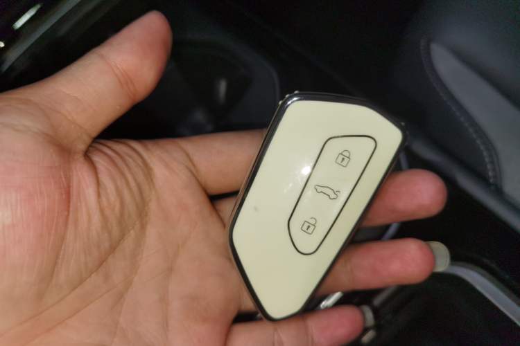 Used Volkswagen ID.4 CROZZ 2022 Long-Range Lite PRO Edition
