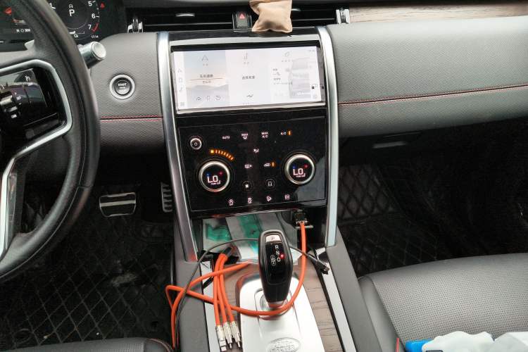 Used Land Rover Discovery Sport New Energy 2022 Facelifted P300e Plug-in Hybrid Electric Version