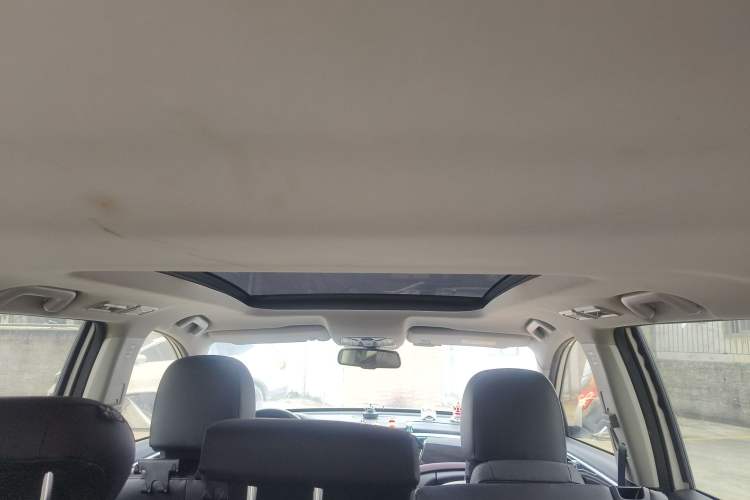 Used GAC Trumpchi GS8 2017 320T Two-Wheel Drive Luxury Smart Connectivity Version (7 Seats)
