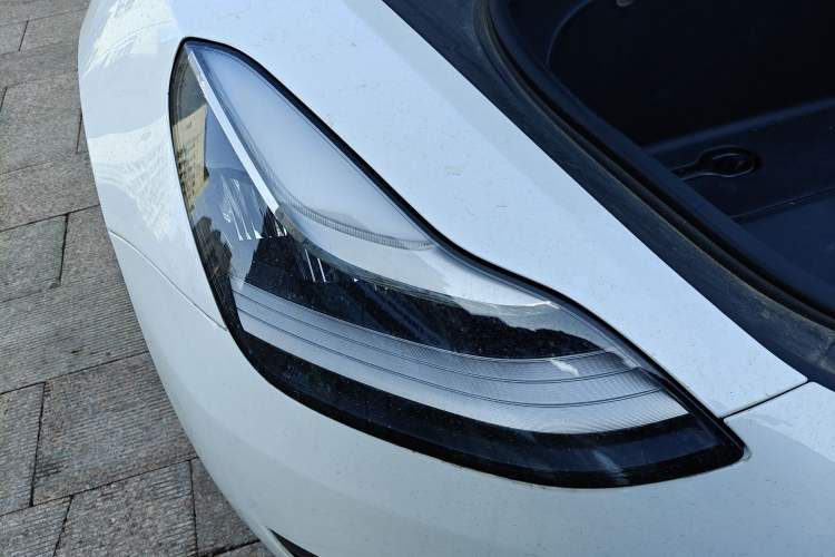 Used Tesla Model 3 2019 Standard Range Rear-Drive Upgraded Version Right Front Headlight