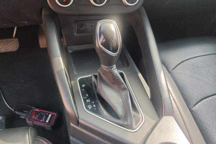 Used Dongfeng Fengon 500 2022 1.5L CVT Enjoyment Version