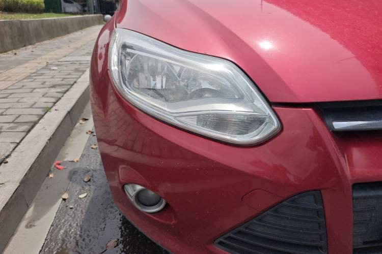 Used Ford Focus 2012 Hatchback 1.6L Automatic Fashion Edition