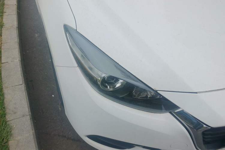 Used Mazda Mazda 3 Axela 2019 Cloud-Controlled Version Sedan 1.5L Automatic Comfort Trim China VI Standard