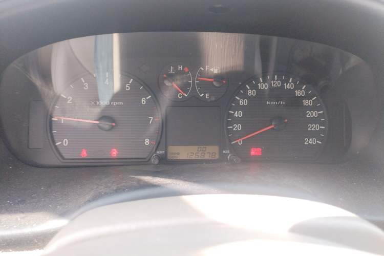 Used Hyundai MoInca 2009 1.8L Manual Comfort Edition GL Instrument Cluster