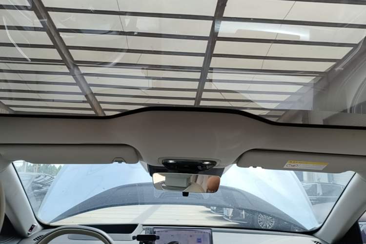 Used NETA S 2022 Extended-Range Version 1160 km Range Rear-Wheel Drive Mid-Grade
