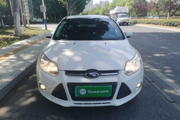 Used Ford Focus 2012 Hatchback 1.6L Manual Comfort Model
