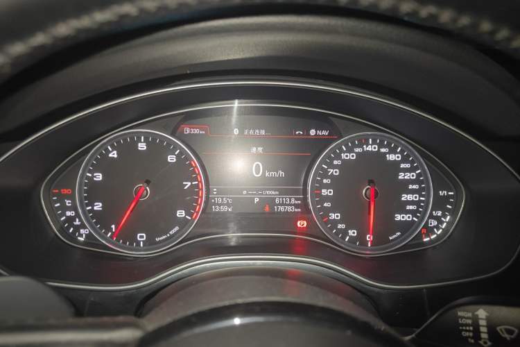 Used Audi A7 2013 50 TFSI quattro Luxury Model Instrument Cluster