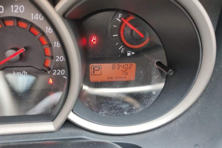 Used Nissan Sylphy 2018 Classic 1.6XE+ CVT Leading Edition Odometer Close Up