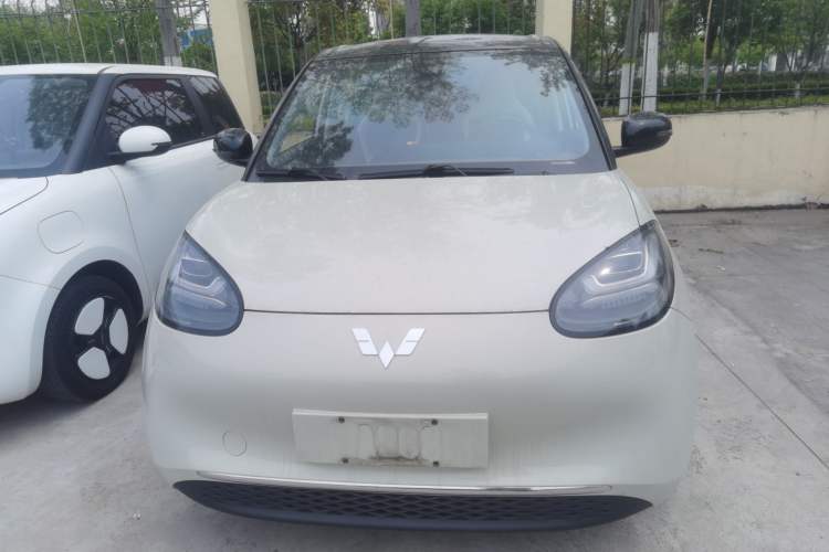 Used Wuling Bingo 2023 410 km Lingxi Deluxe Edition
