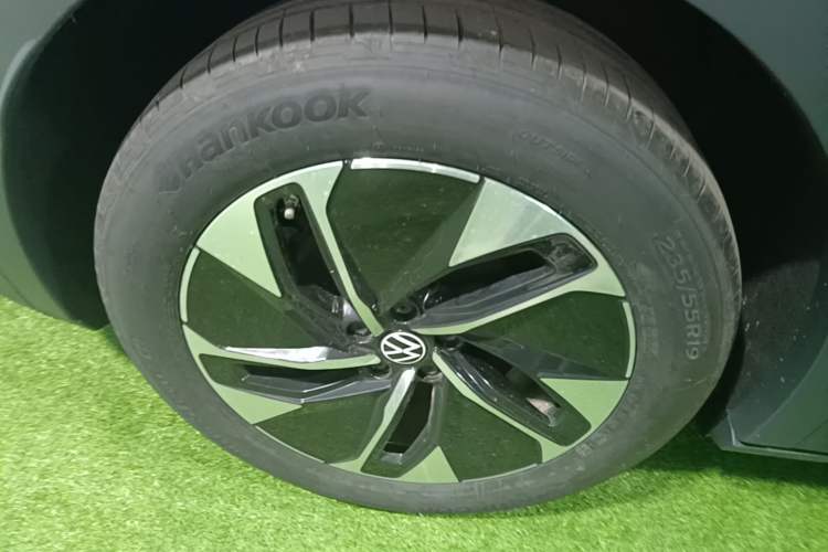 Used Volkswagen ID.4 CROZZ 2026 Model Pure Enjoyment Edition PURE