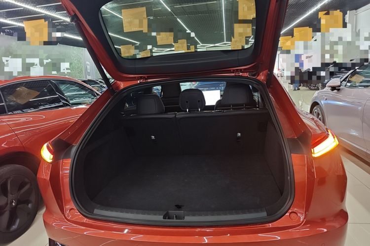 Used ONVO L60 2024 60 kWh Rear-Drive Version