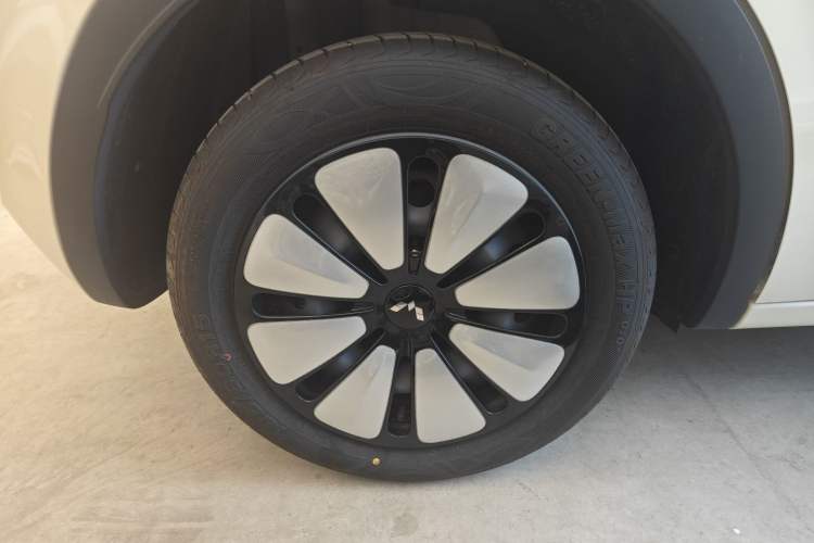 Used Wuling Bingo 2025 410 km Lingxi Deluxe Edition Exterior 5