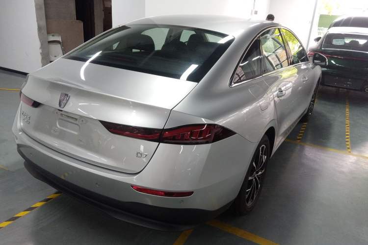 Used Roewe D7 2025 DMH 125km World Champion Edition Rear Right 45 Deg