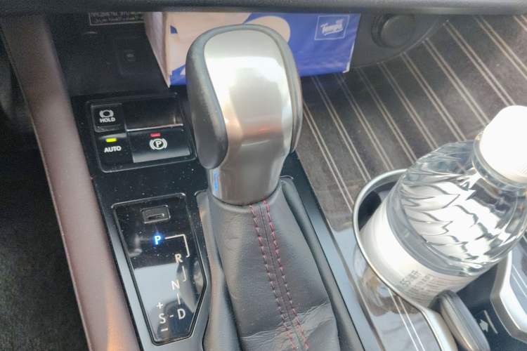 Used Lexus RX 2017 450h Mark Levinson Four-Wheel-Drive Luxury Edition