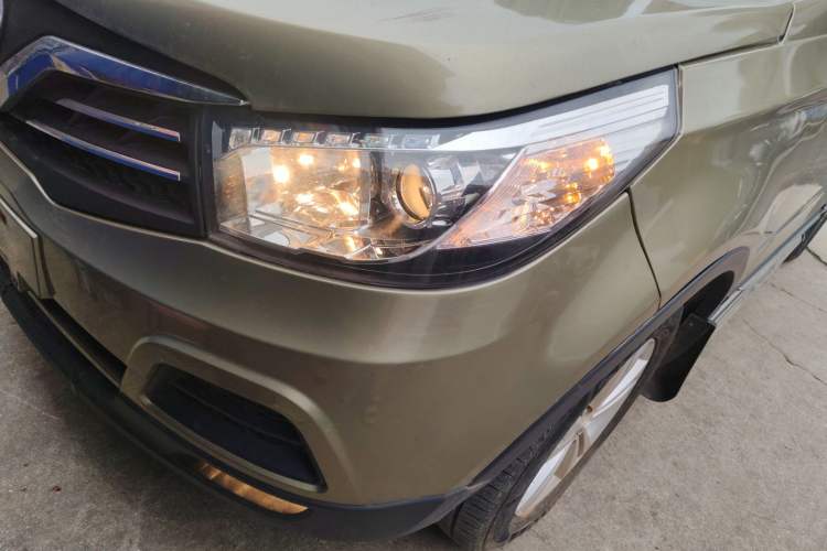 Used HYOSOW S2 2015 1.5L Manual Luxury Edition China IV
