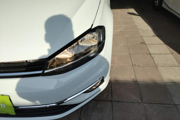 Used Volkswagen Golf 2018 230TSI Automatic Luxury Version