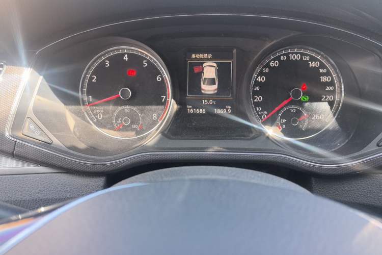 Used Volkswagen Passat 2016 330TSI DSG Prestige Edition Odometer Close Up