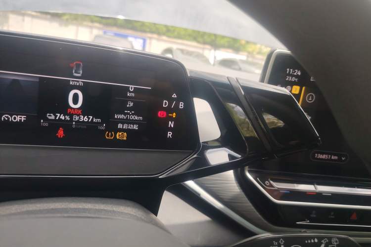 Used Volkswagen ID.4 CROZZ 2022 Long-Range PURE+ Edition